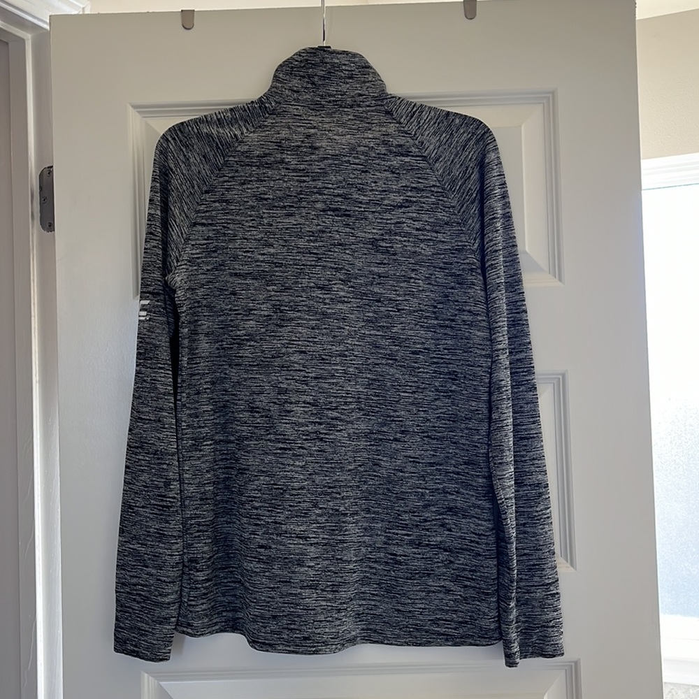 SOLD ⭐️ACC Underarmour quarter zip NWOT - Picture 6 of 7